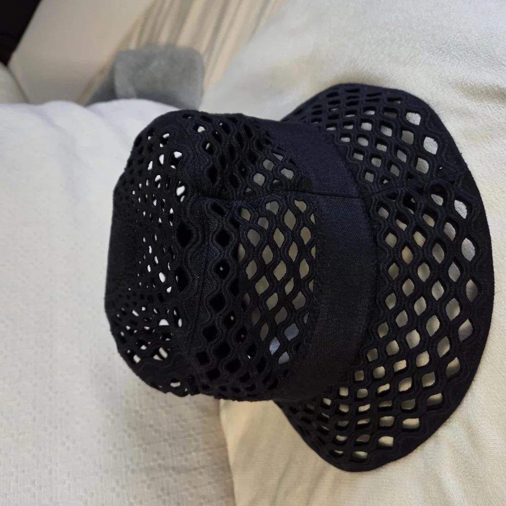 Dior Black and White Mesh Hat - Picture 6 of 8